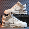 Sneaker cổ cao